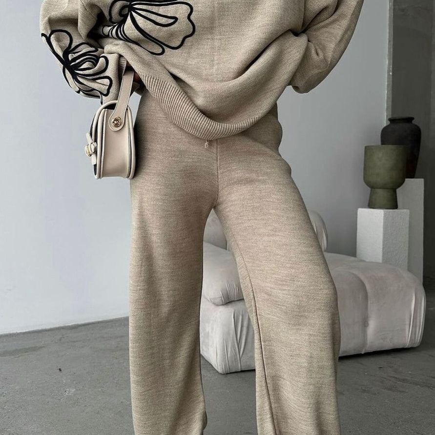Maglione casual con scollo rotondo e pantaloni, set da due pezzi