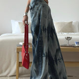 Jeans vintage a vita alta e gamba larga con effetto tie-dye