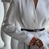 Blazer con scollo a V e dettaglio in vita