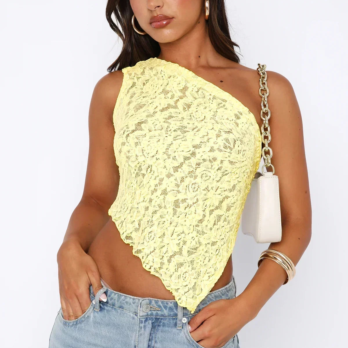 Top in pizzo da donna – Spalle scoperte – Taglio aderente – Orlo asimmetrico – Corto