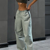 Pantaloni cargo larghi con coulisse in vita