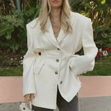 Blazer bianco con scollo a V e cintura in vita