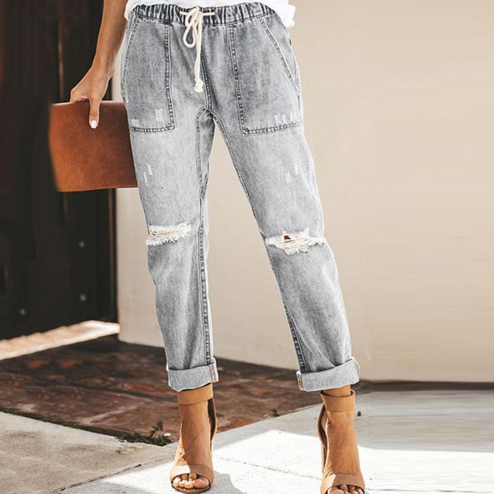 Pantaloni comodi e rilassati da donna: traspiranti ed eleganti