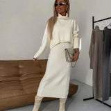 Outfit da donna – Maglione dolcevita oversize e gonna longuette a tubino – Maglia comoda