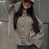 Cardigan morbido e rilassato