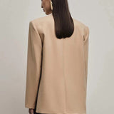 Blazer monopetto aderente con spalle regolari