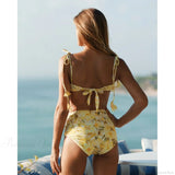 Completo due pezzi con gonna push-up floreale 3D