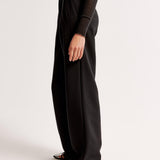 Pantaloni Lara: eleganti e comodi per uno stile disinvolto