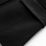 Blazer slim fit con spalle imbottite