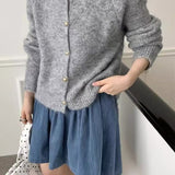 Cardigan in maglia tinta unita, morbido e delicato