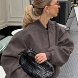 Giubbotto bomber in pelle scamosciata con collo alto