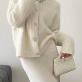 Cardigan in maglia slim fit con scollo a V