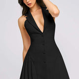 Mini abito con volant e scollo a V profondo