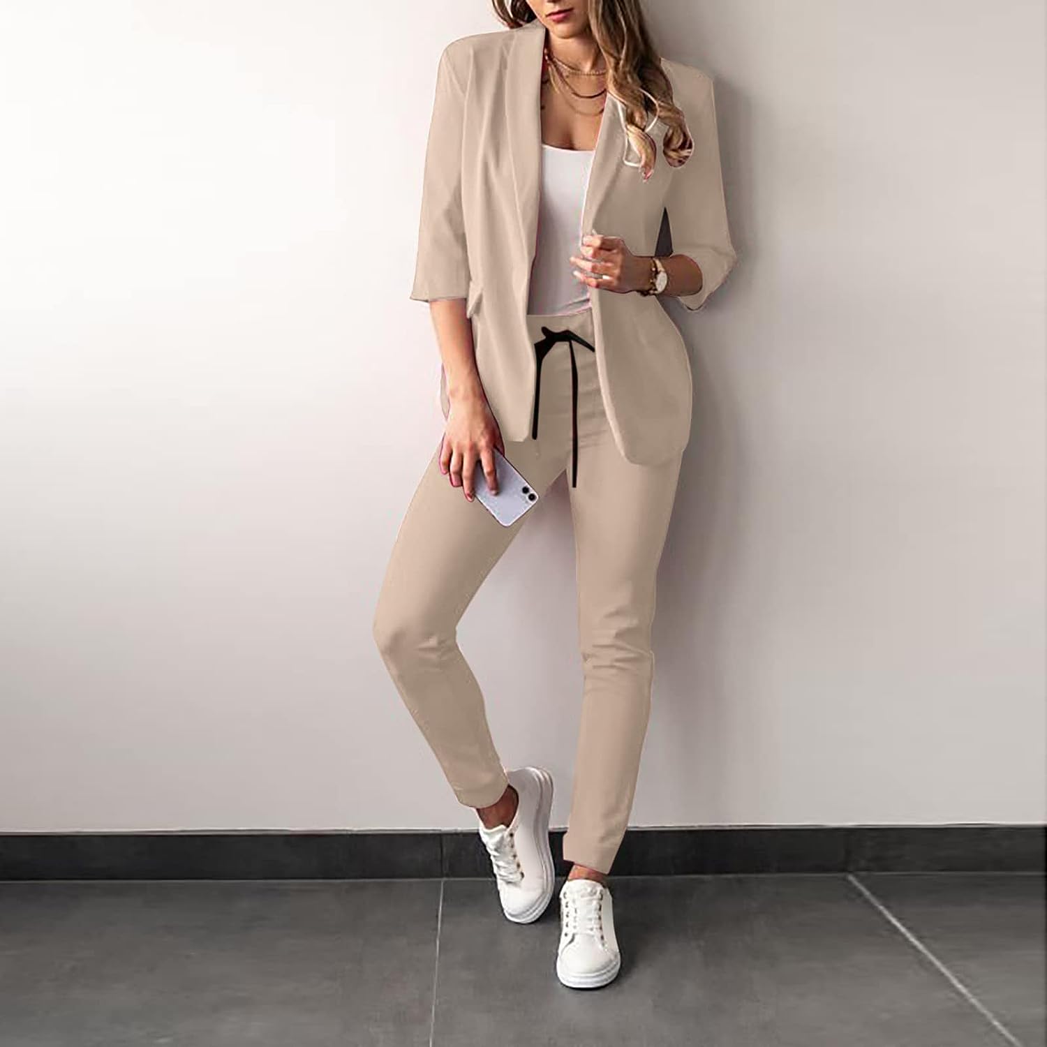 Completo da donna – Blazer aderente con maniche a 3/4 – Pantaloni slim fit – Tessuto di alta qualità