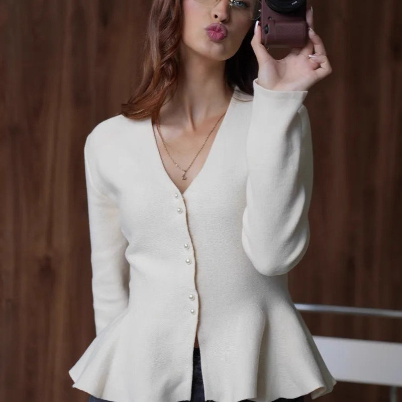 Cardigan in maglia a maniche lunghe con orlo arricciato e aderente