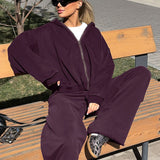 Set due pezzi con felpa con cappuccio e pantaloni della tuta vintage