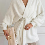 Cardigan rilassato di media lunghezza con nodo in vita bianco