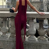 Completo gonna aderente a vita alta con fascia