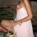 Mini abito in chiffon fluido con spalle scoperte