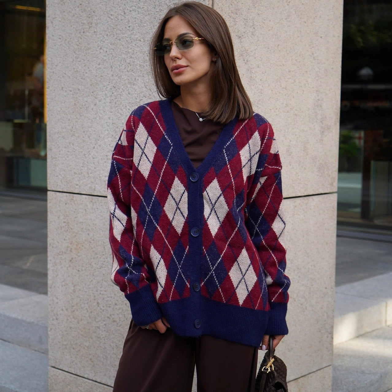 Cardigan lavorato a maglia a maniche lunghe con scollo a V e motivo scozzese spesso