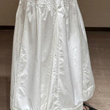 Gonna lunga bianca, unica e giovanile, a vita alta