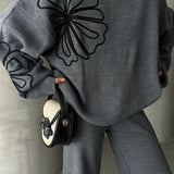 Maglione casual con scollo rotondo e pantaloni, set da due pezzi