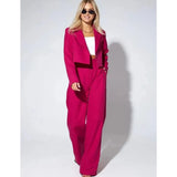 Completo da ufficio in due pezzi con pantaloni larghi e aderenti primaverili