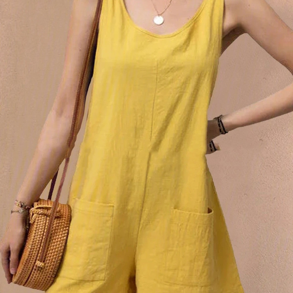 Tuta da donna – Spalline regolabili – Scollo a barchetta – Tasche applicate