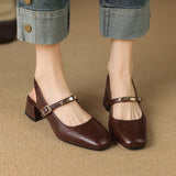 Décolleté da donna – Tacco a blocco – Punta quadrata – Cinturino con borchie – Pelle sintetica