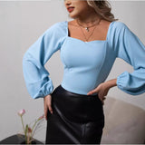 Maglia a maniche lunghe da donna – Vestibilità slim – Tessuto elasticizzato – Scollo squadrato – Spalle a sbuffo