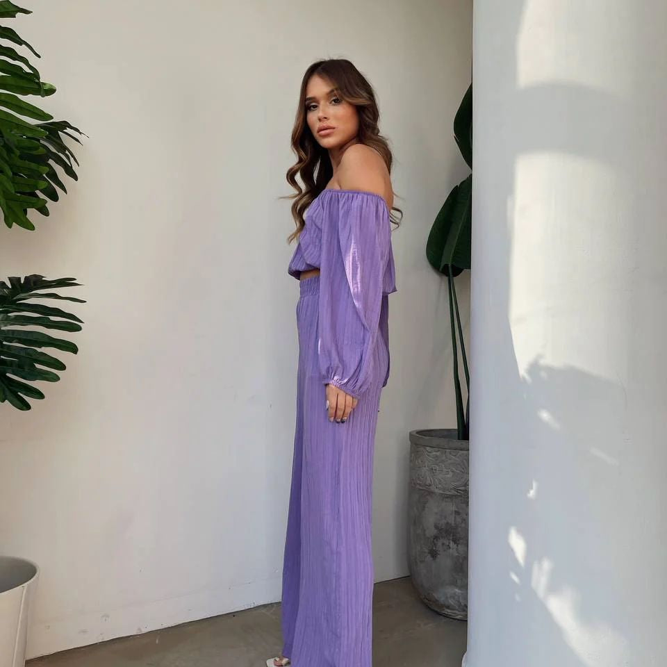 Completo due pezzi da donna – Top con spalle scoperte – Maniche lunghe – Pantaloni larghi a vita alta