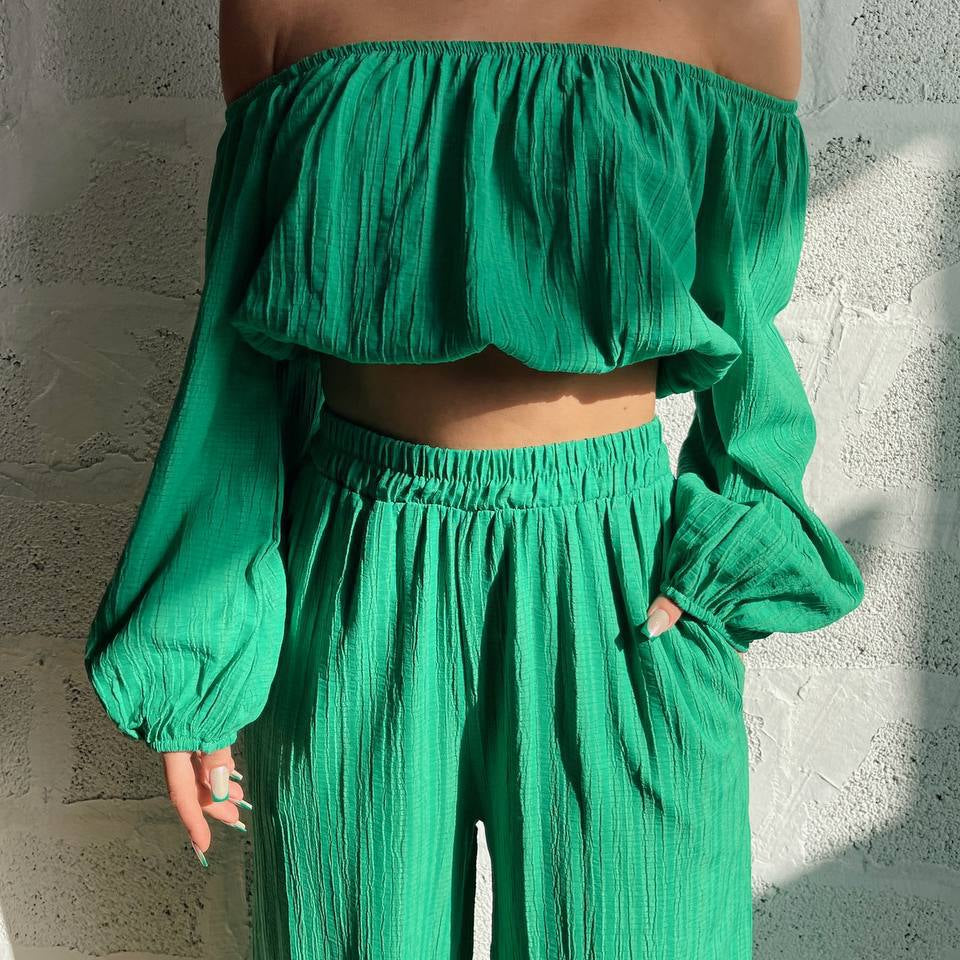 Completo due pezzi da donna – Top con spalle scoperte – Maniche lunghe – Pantaloni larghi a vita alta