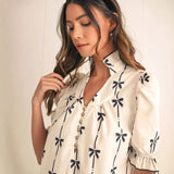 Abito a trapezio da donna – Fibre naturali – Maniche a sbuffo – Motivo a fiocco – Scollo a V