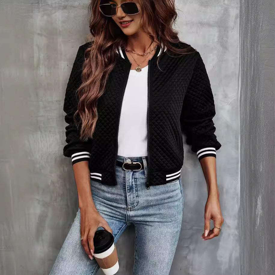 Giubbotto bomber da donna – Tessuto trapuntato testurizzato – Collo alto – Vestibilità rilassata – Rifiniture a costine