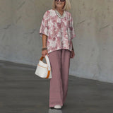 Outfit casual da donna – Camicia ampia a pois – Pantaloni larghi in cotone fluido