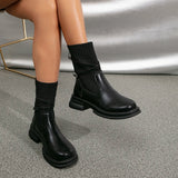 Stivali con tacco retrò - Eleganti e classici per un look sofisticato