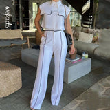 Completo da ufficio in due pezzi con gilet, tasche e pantaloni con revers a contrasto