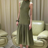 Abito lungo aderente in maglia a trapezio