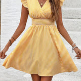 Abito da donna - Scollo incrociato - Maniche a balze - Vita aderente - Gonna svasata