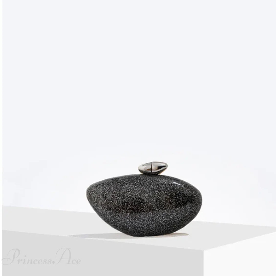 Borsa da sera in acrilico a forma di uovo, con perle e conchiglie