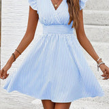 Abito da donna - Scollo incrociato - Maniche a balze - Vita aderente - Gonna svasata