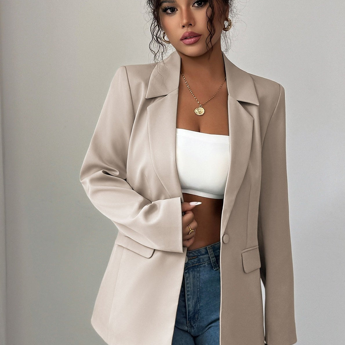 Blazer minimalista a maniche lunghe