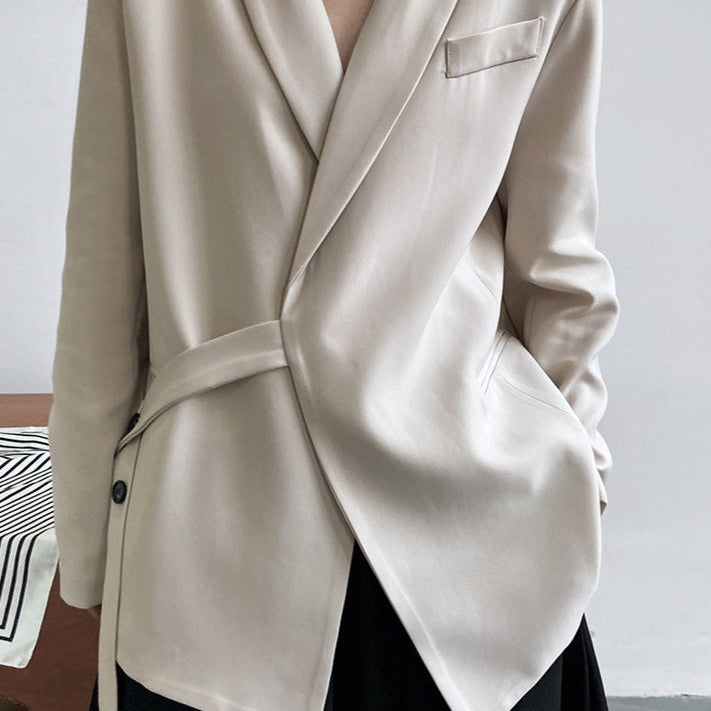 Blazer alla moda con colletto a mela drappeggiato