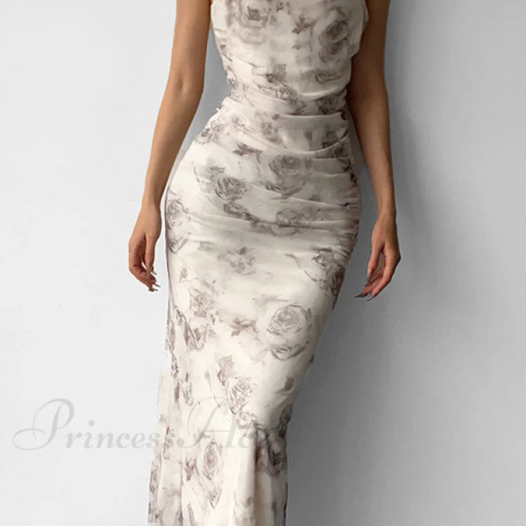 Abito lungo alla moda in velluto con spacco posteriore e scollo all'americana