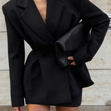 Elegante blazer aderente in due pezzi con vita sottile