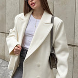 Cappotto di media lunghezza con colletto in misto lana beige
