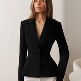Blazer aderente con scollo a V, spalle imbottite e maniche lunghe