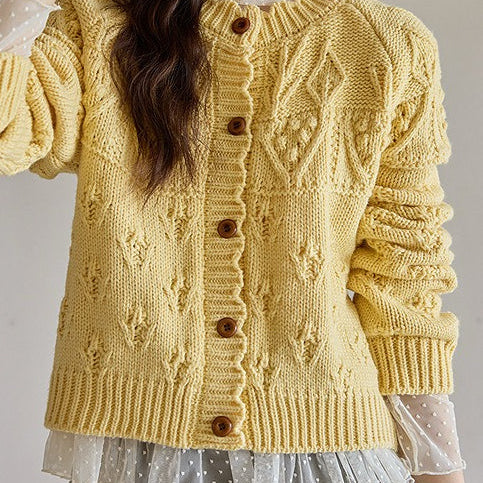 Cardigan vintage lavorato all'uncinetto