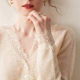 Cardigan in maglia con scollo a V e pizzo in cashmere