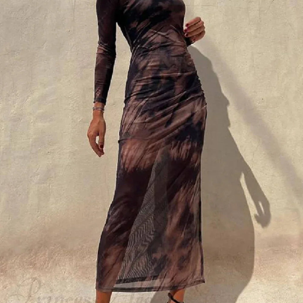 Abito midi elasticizzato con maniche lunghe e arricciature, stampa moderna tie-dye e rete sovrapposta Charm Lady